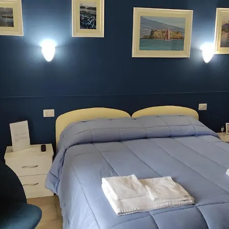 Il Viaggio Di Dante Historical Center 4* Νάπολη