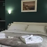 Il Viaggio Di Dante Historical Center 4* Неаполь