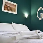 Il Viaggio Di Dante Historical Center 4* Νάπολη