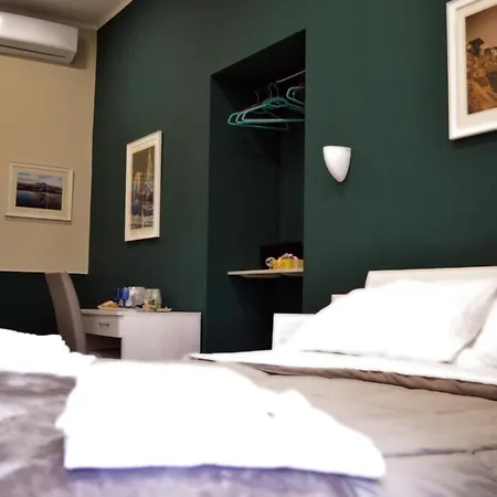 Il Viaggio Di Dante Historical Center Bed & Breakfast Naples
