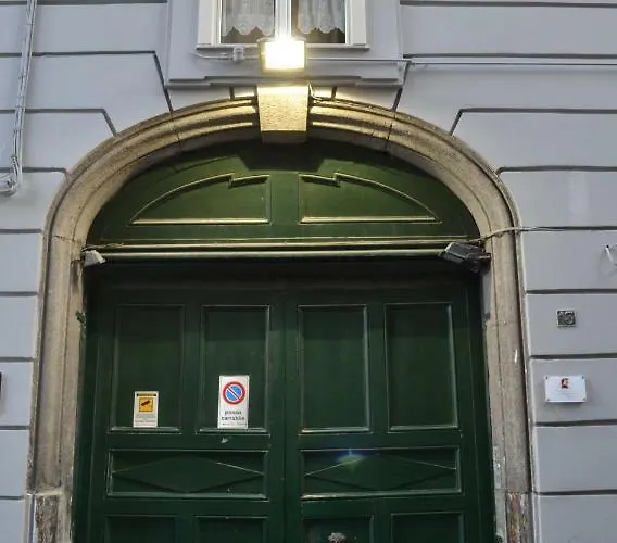 Il Viaggio Di Dante Historical Center Отель типа 