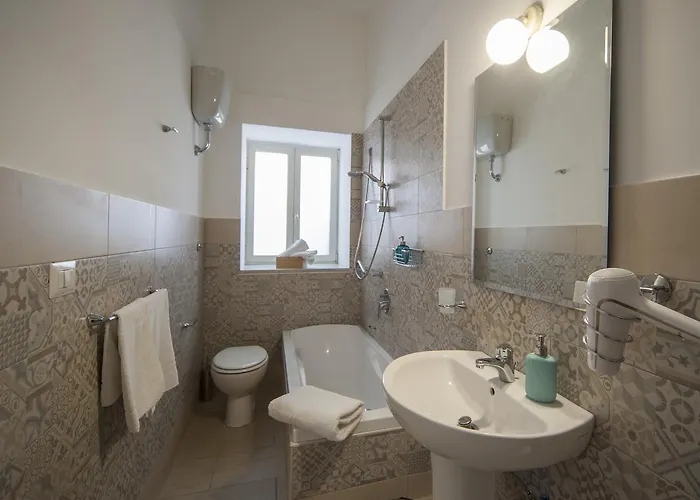 Bed & Breakfast Il Viaggio Di Dante Historical Center